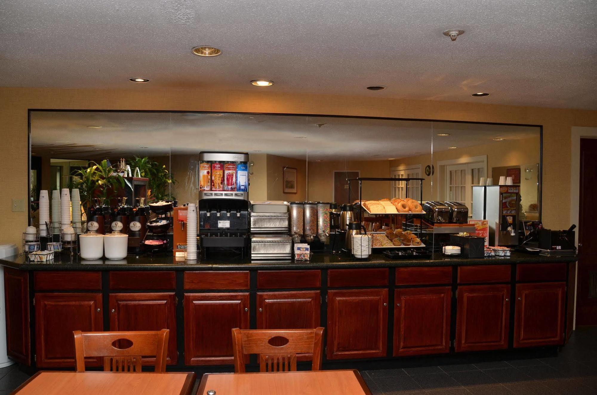 Best Western Rockland Exterior photo